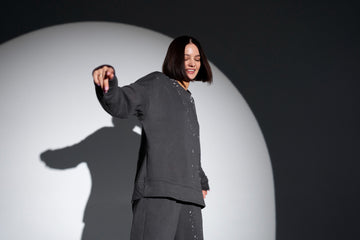 Creating a Sustainable Wardrobe: Essential Pieces and Practices