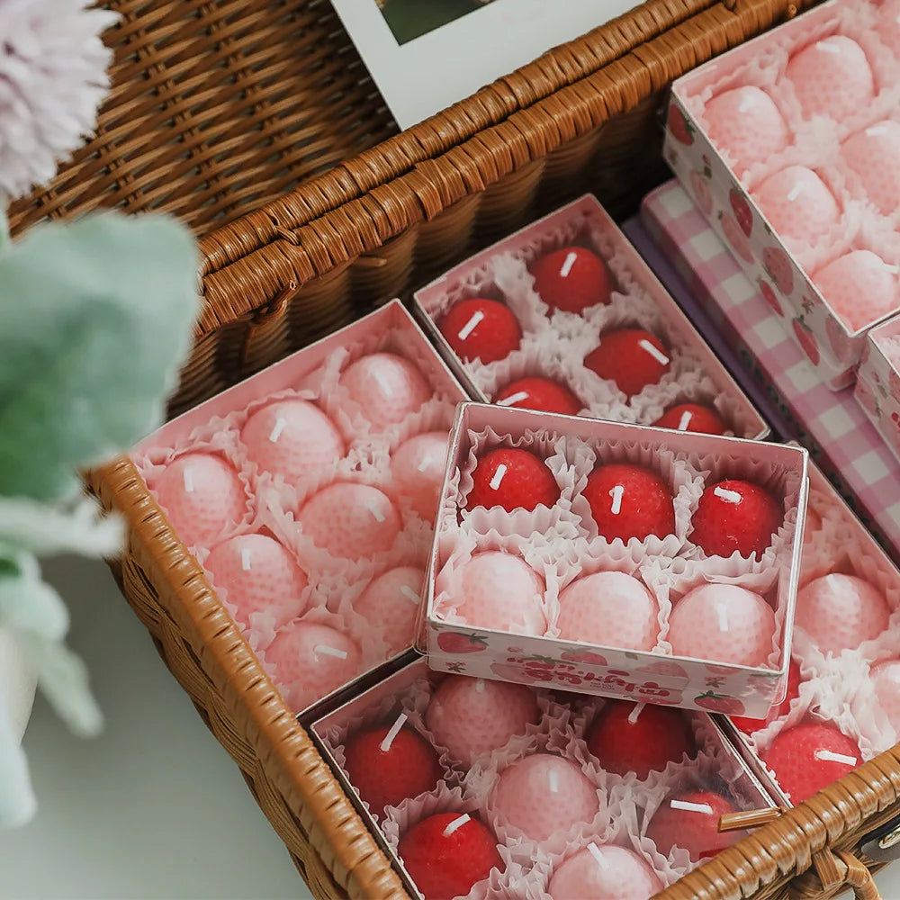Strawberry Aromatherapy Candle Hand Gift Wholesale Candle Gift Box Birthday Gift Handmade Small Wax Candle